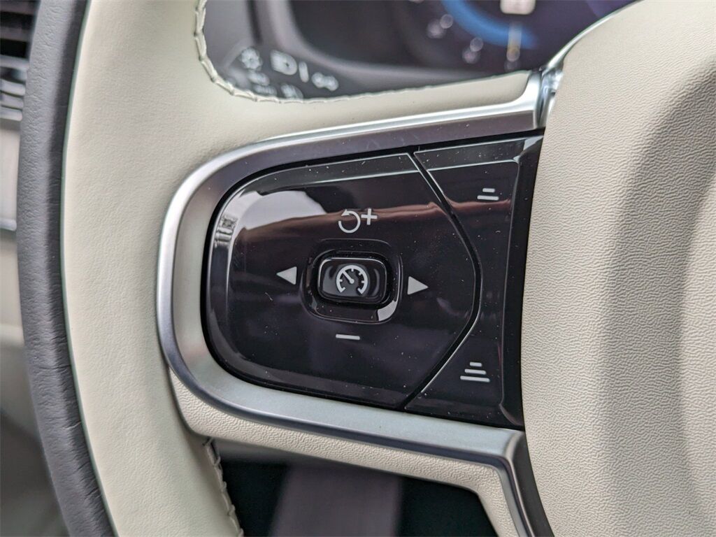 2025 Volvo XC90 Plug-In Hybrid T8 Plus Hunt Valley MD