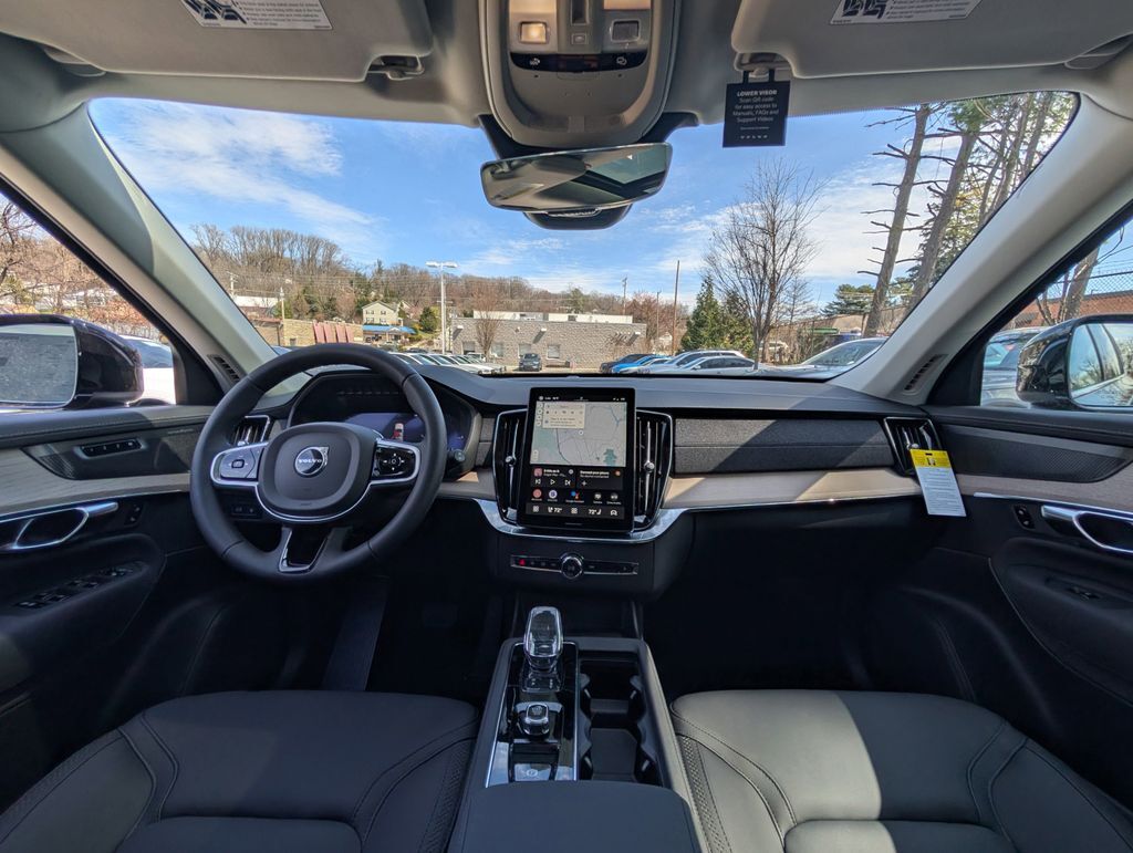 2025 Volvo XC90 Plug-In Hybrid T8 Plus Hunt Valley MD