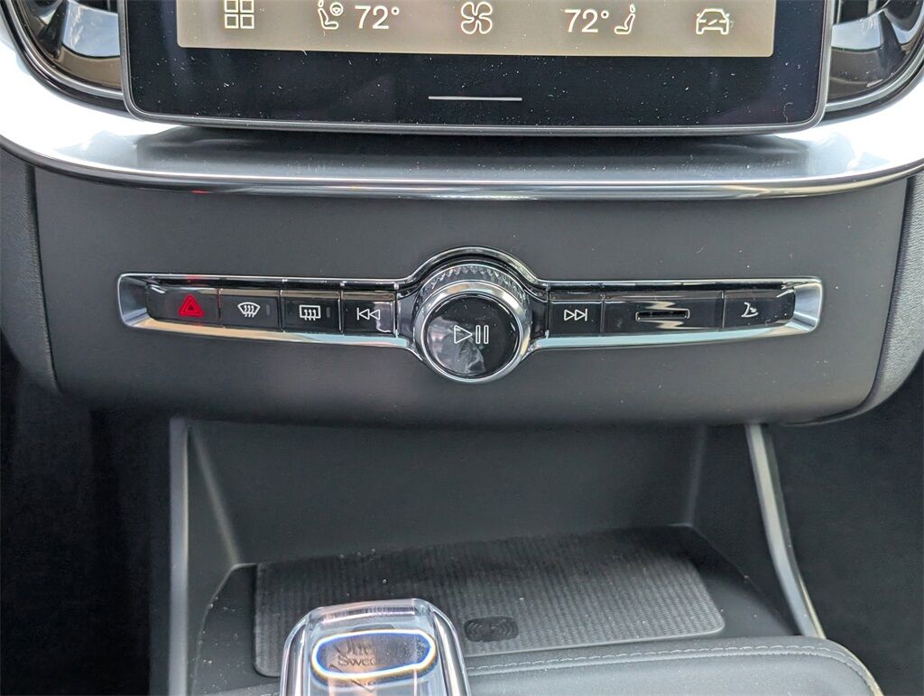 2025 Volvo XC90 Plug-In Hybrid T8 Plus Hunt Valley MD