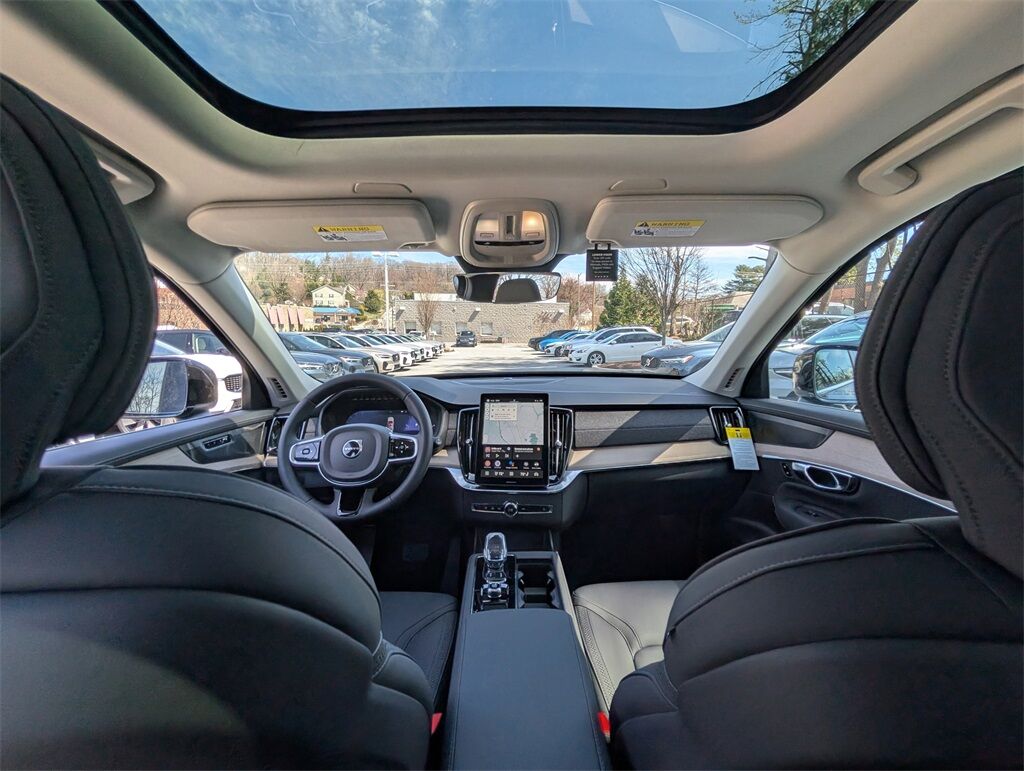 2025 Volvo XC90 Plug-In Hybrid T8 Plus Hunt Valley MD