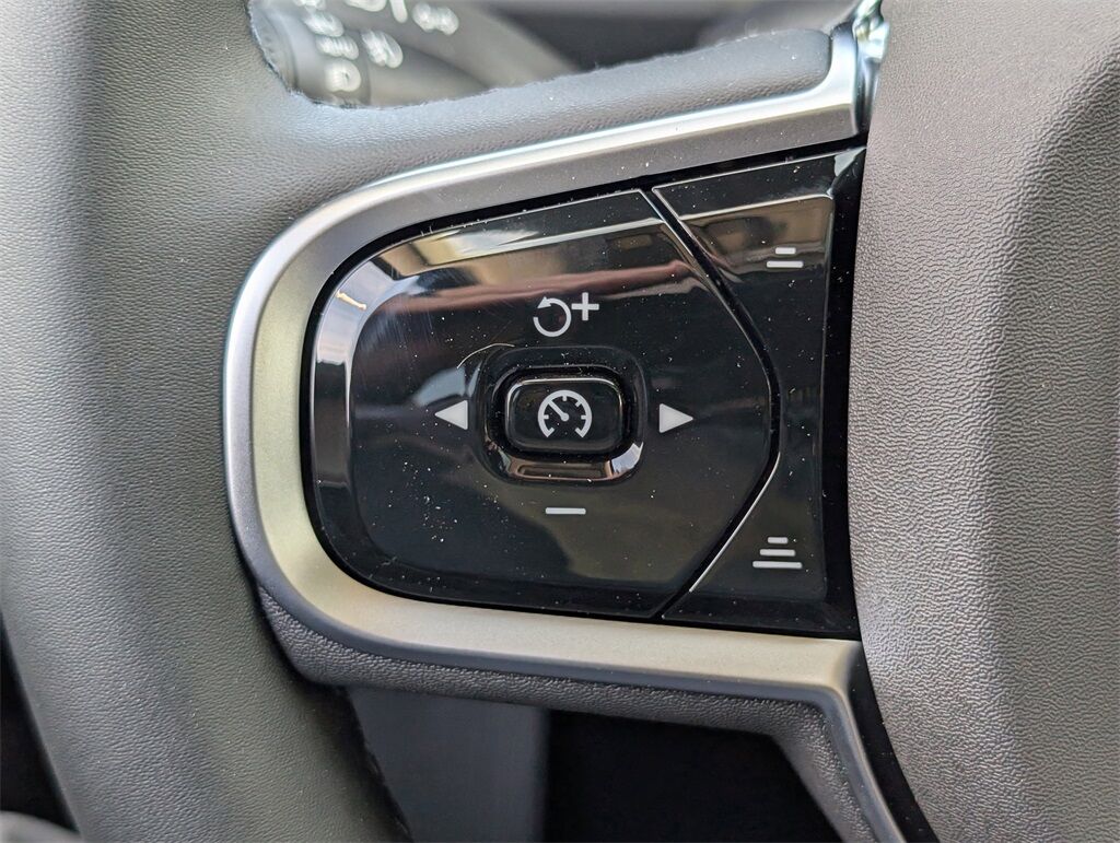 2025 Volvo XC90 Plug-In Hybrid T8 Plus Hunt Valley MD