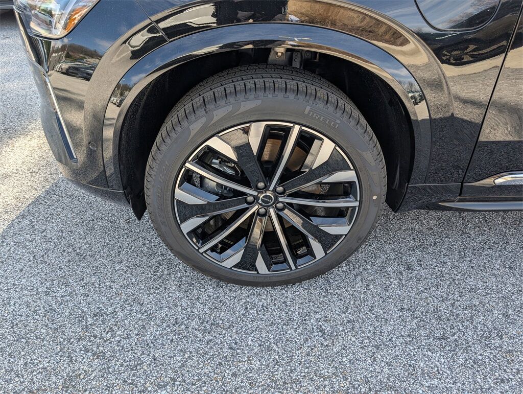 2025 Volvo XC90 Plug-In Hybrid T8 Plus Hunt Valley MD