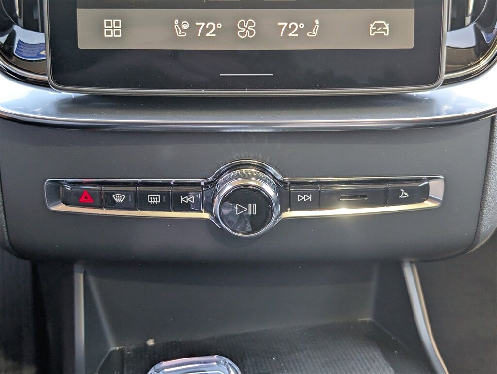 2025 Volvo XC90 Plug-In Hybrid T8 Plus Hunt Valley MD