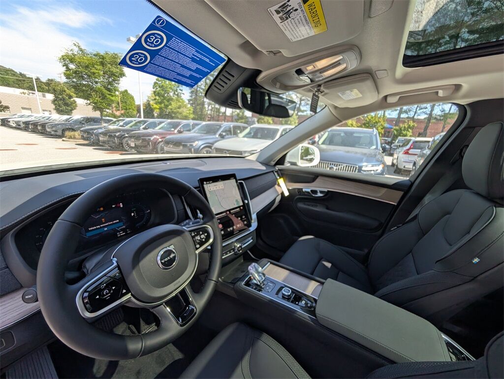 2025 Volvo XC90 Plug-In Hybrid T8 Plus Hunt Valley MD