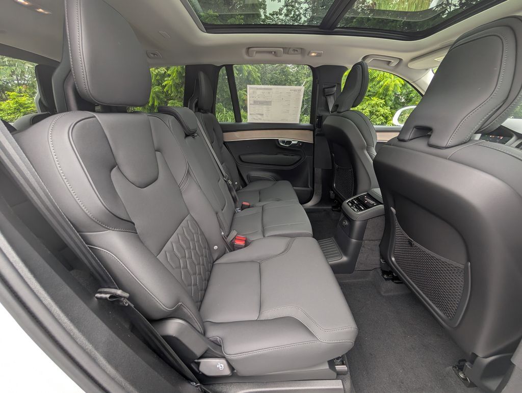 2025 Volvo XC90 Plug-In Hybrid T8 Plus Hunt Valley MD