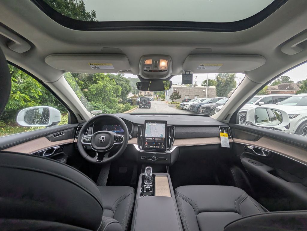 2025 Volvo XC90 Plug-In Hybrid T8 Plus Hunt Valley MD