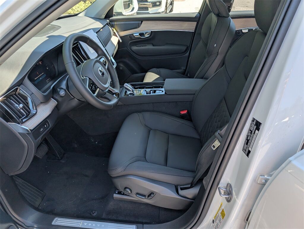 2025 Volvo XC90 Plug-In Hybrid T8 Plus Hunt Valley MD