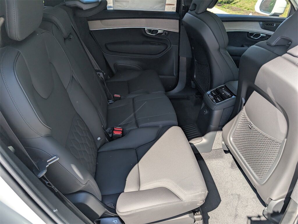 2025 Volvo XC90 Plug-In Hybrid T8 Plus Hunt Valley MD