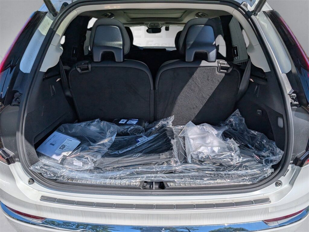 2025 Volvo XC90 Plug-In Hybrid T8 Plus Hunt Valley MD