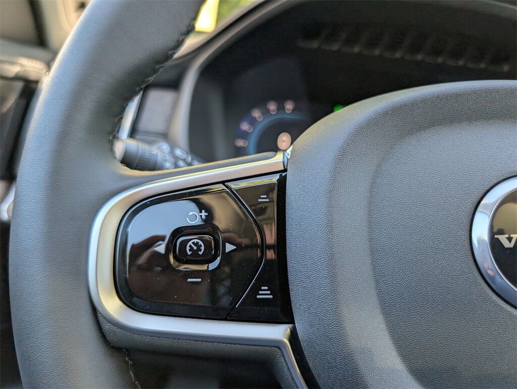 2025 Volvo XC90 Plug-In Hybrid T8 Plus Hunt Valley MD