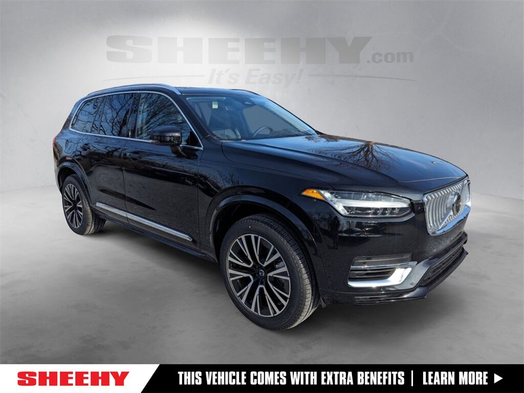 2025 Volvo XC90 Plug-In Hybrid T8 Plus