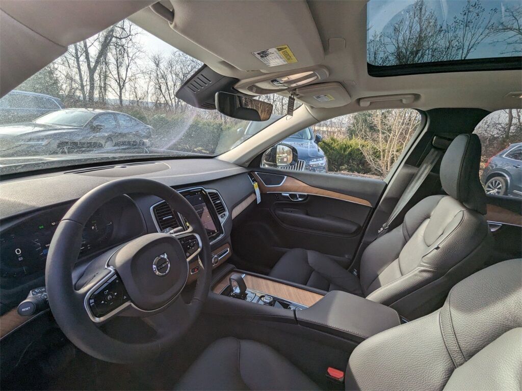 2025 Volvo XC90 Plug-In Hybrid T8 Plus Hunt Valley MD