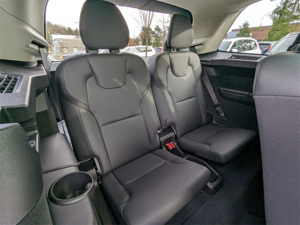 2025 Volvo XC90 Plug-In Hybrid T8 Plus Hunt Valley MD