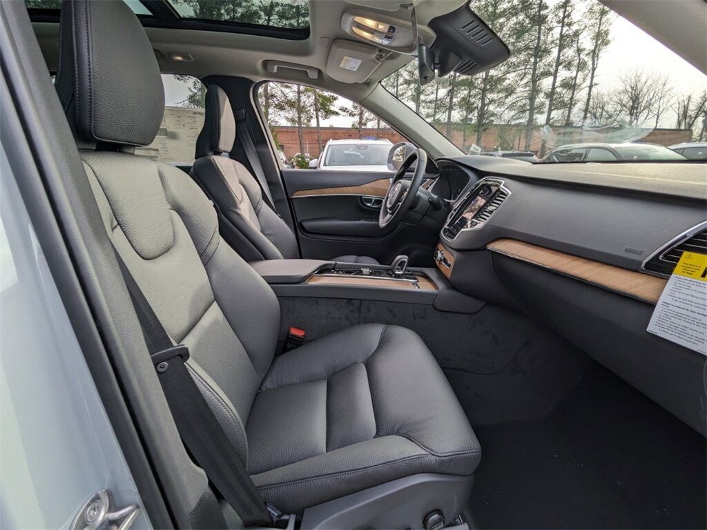 2025 Volvo XC90 Plug-In Hybrid T8 Plus Hunt Valley MD