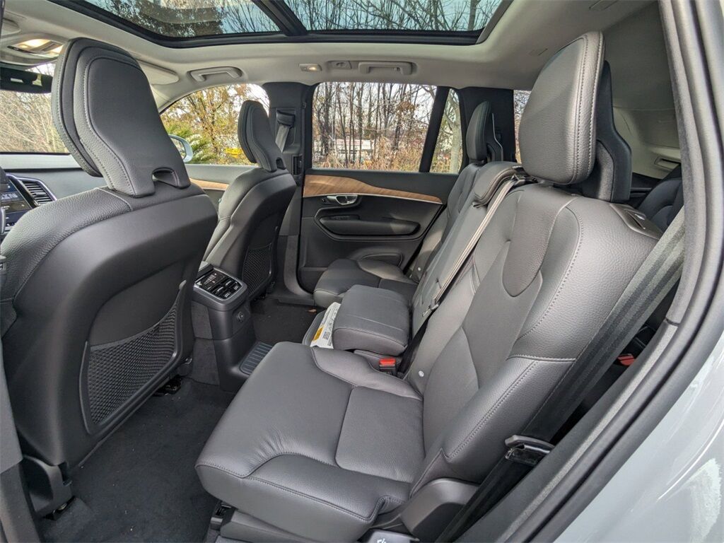 2025 Volvo XC90 Plug-In Hybrid T8 Plus Hunt Valley MD