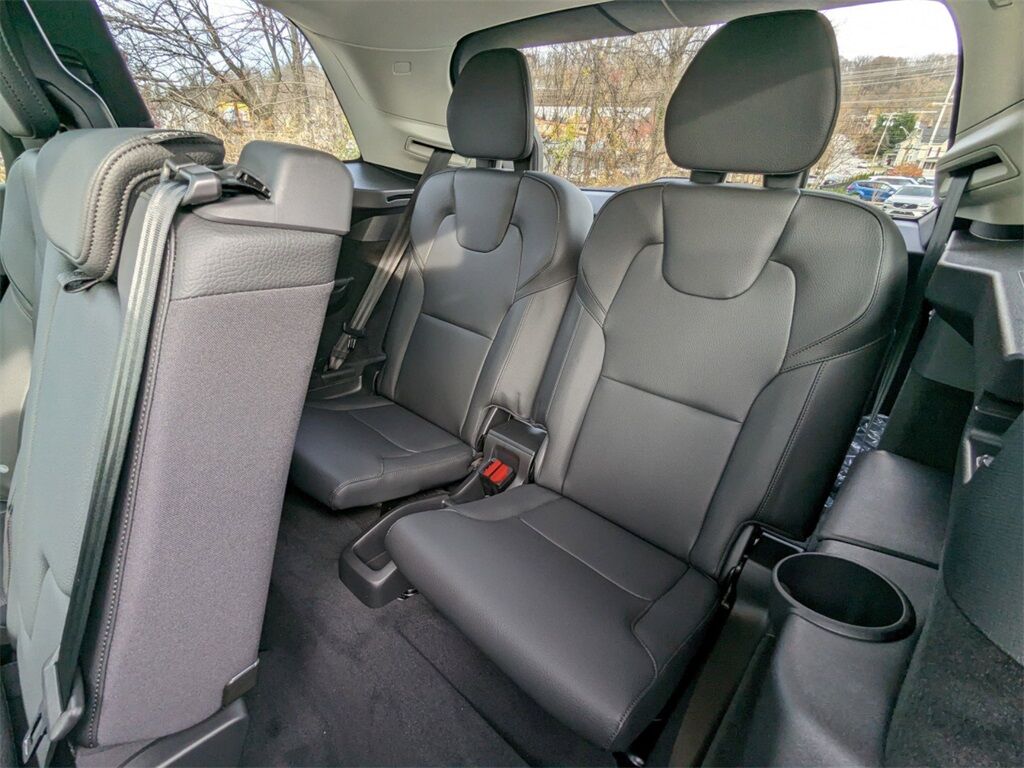 2025 Volvo XC90 Plug-In Hybrid T8 Plus Hunt Valley MD