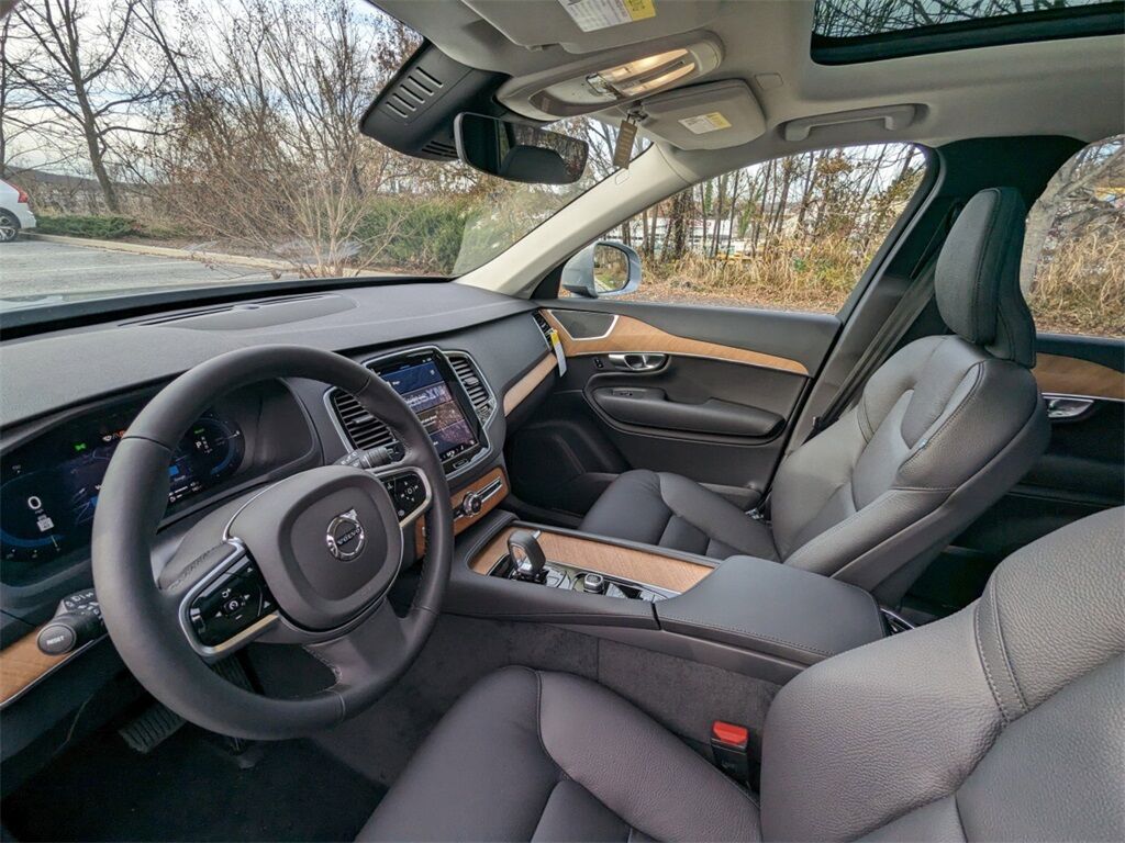 2025 Volvo XC90 Plug-In Hybrid T8 Plus Hunt Valley MD