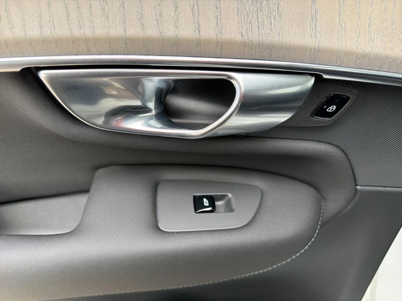 2025 Volvo XC90 Plug-In Hybrid T8 Ultra Bend OR