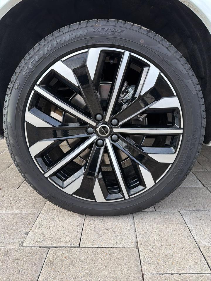 2025 Volvo XC90 Plug-In Hybrid T8 Ultra Bend OR