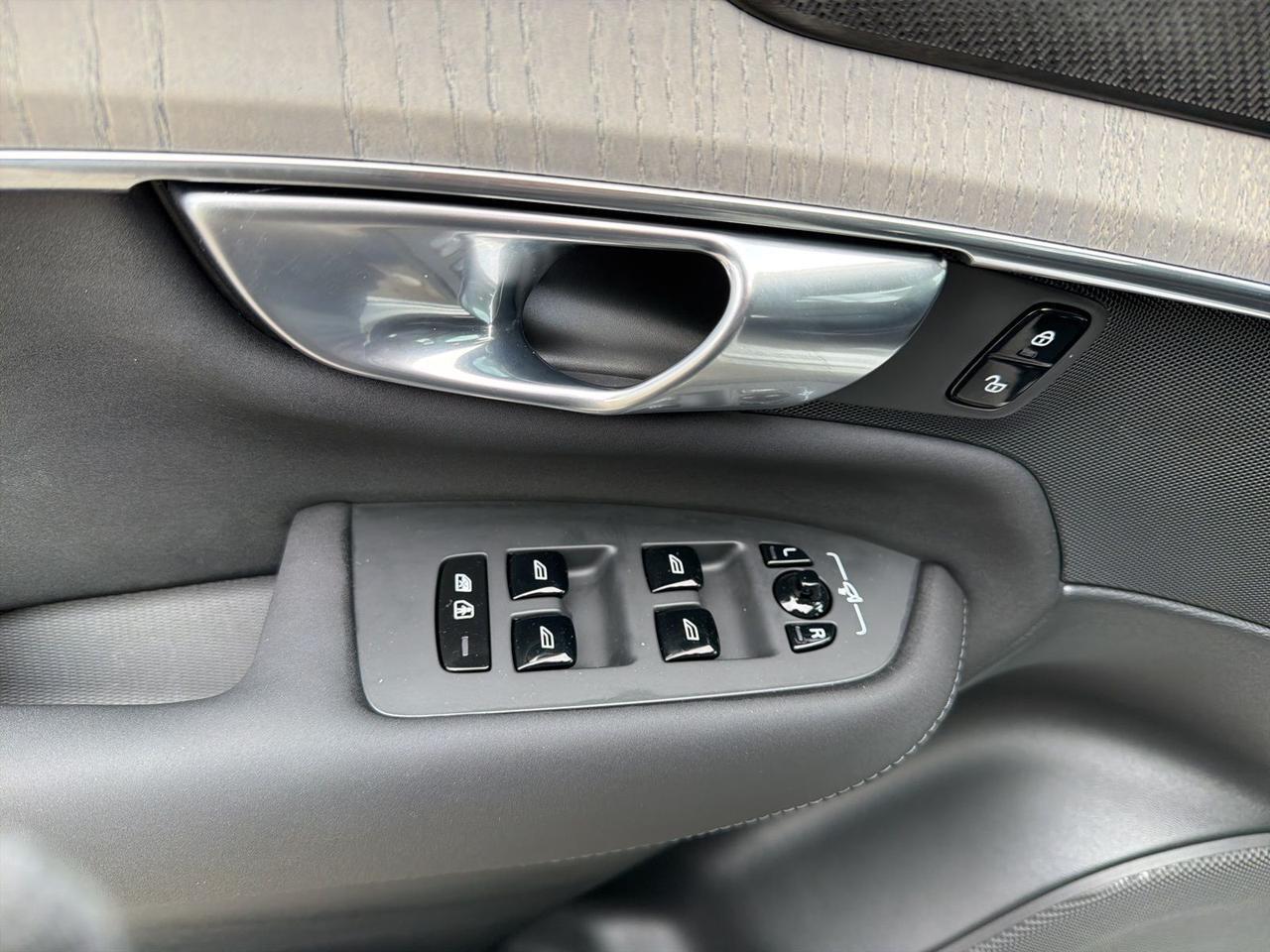 2025 Volvo XC90 Plug-In Hybrid T8 Ultra Bend OR