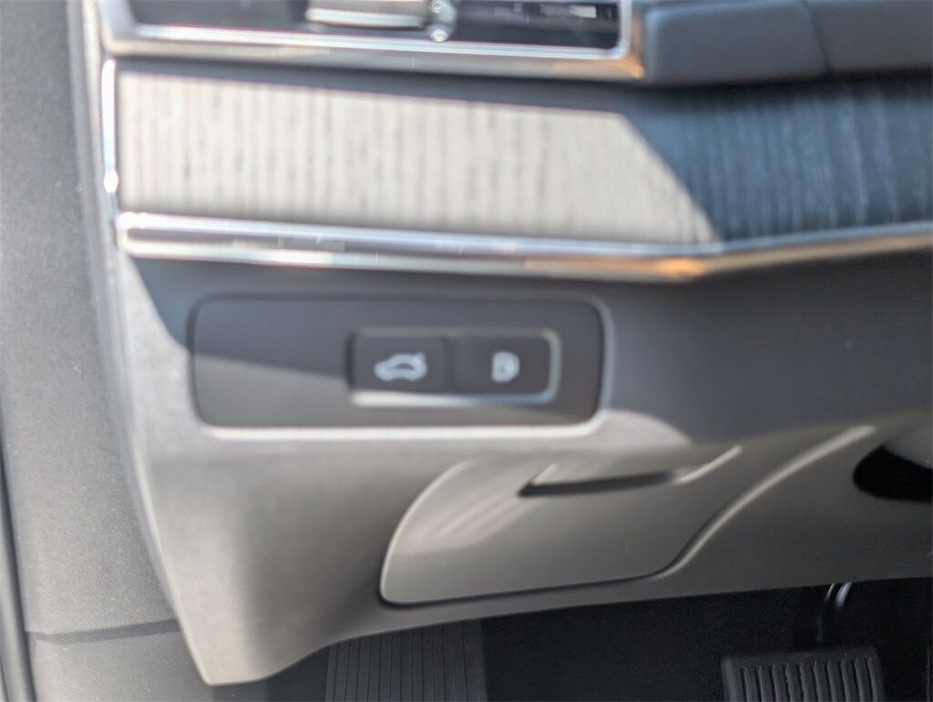 2025 Volvo XC90 Plug-In Hybrid T8 Ultra Hunt Valley MD