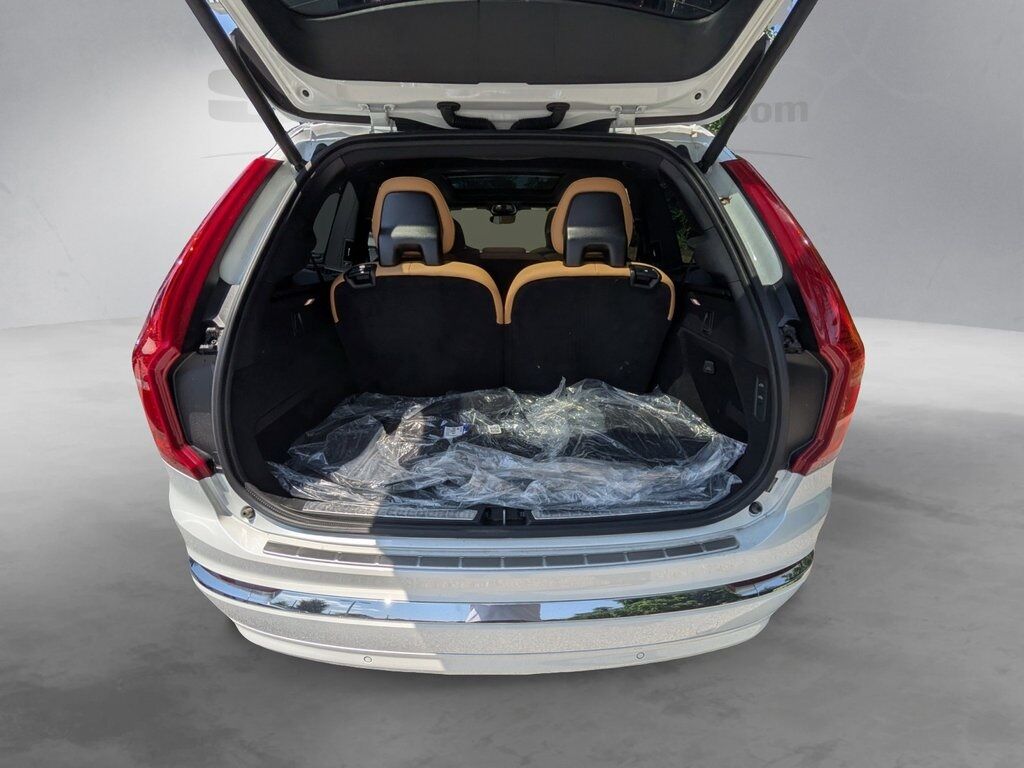 2025 Volvo XC90 Plug-In Hybrid T8 Ultra Hunt Valley MD