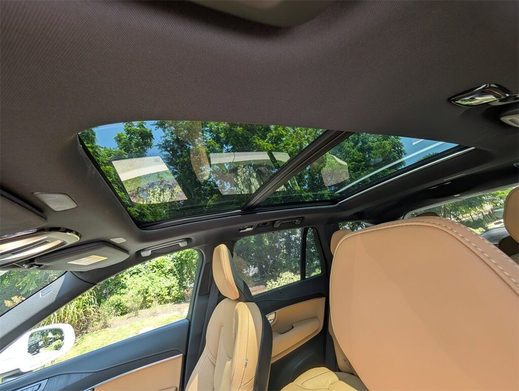 2025 Volvo XC90 Plug-In Hybrid T8 Ultra Hunt Valley MD