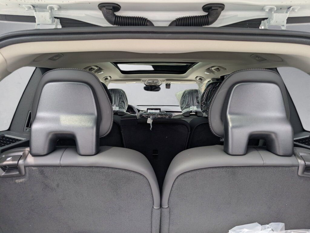 2025 Volvo XC90 Plug-In Hybrid T8 Ultra Hunt Valley MD