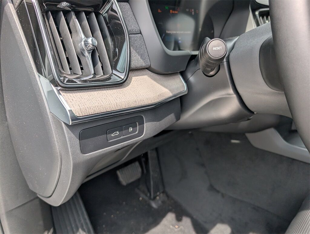 2025 Volvo XC90 Plug-In Hybrid T8 Ultra Hunt Valley MD