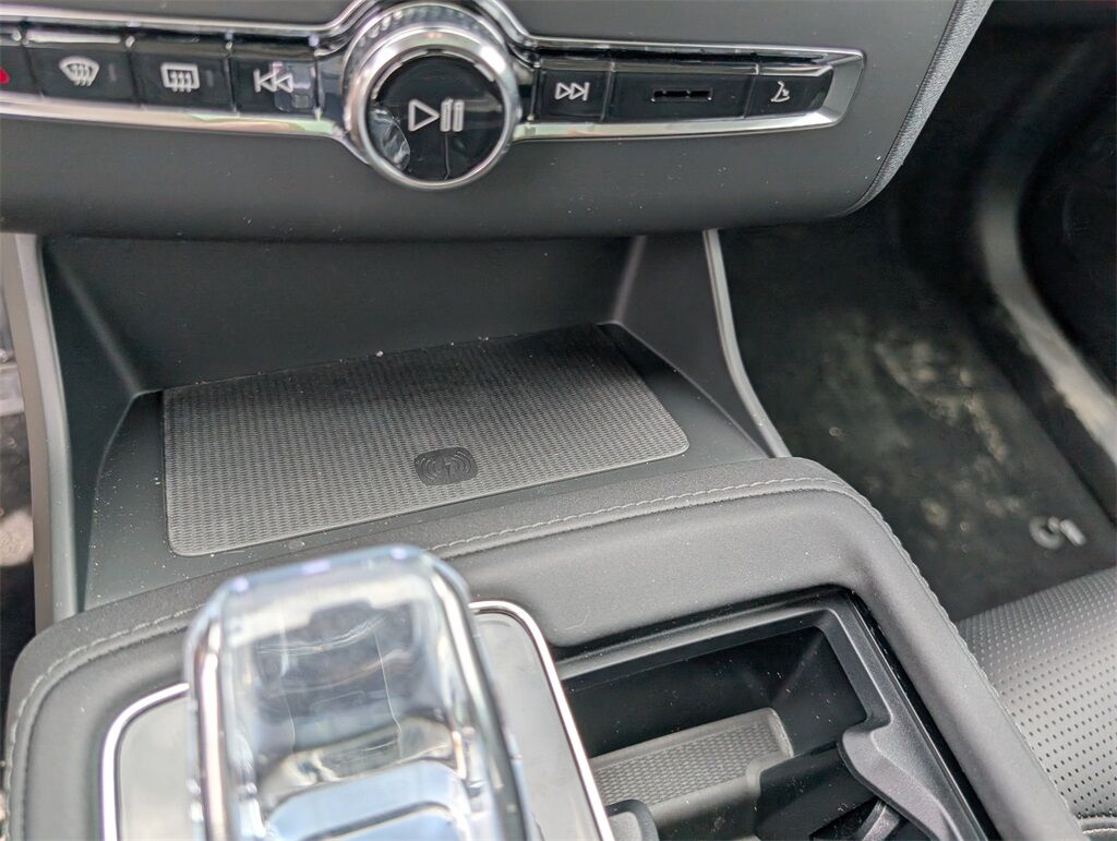 2025 Volvo XC90 Plug-In Hybrid T8 Ultra Hunt Valley MD