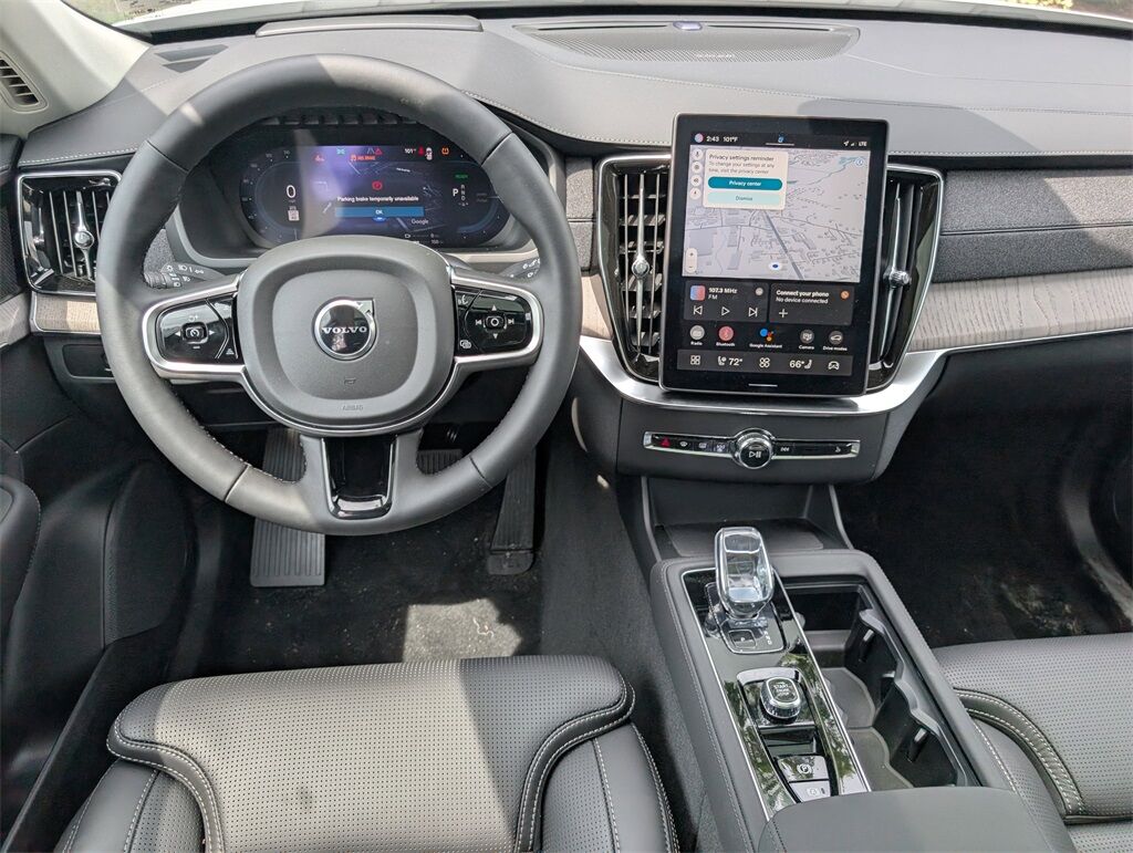 2025 Volvo XC90 Plug-In Hybrid T8 Ultra Hunt Valley MD