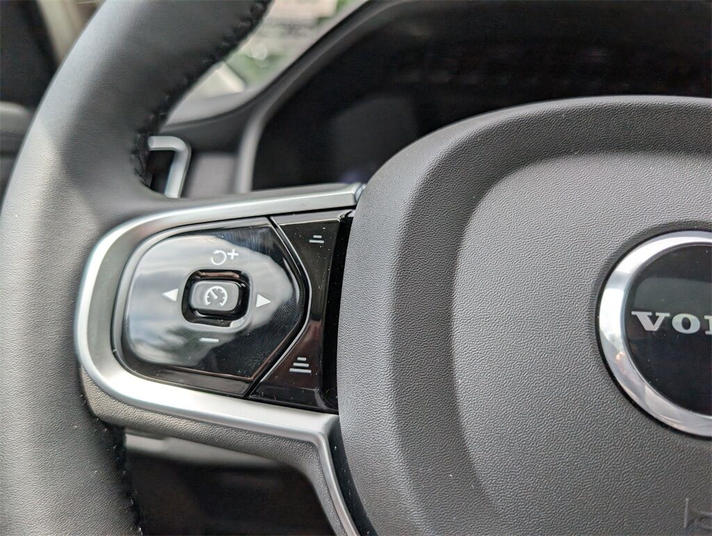 2025 Volvo XC90 Plug-In Hybrid T8 Ultra Hunt Valley MD