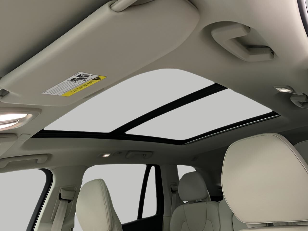 2025 Volvo XC90 Plus Appleton WI