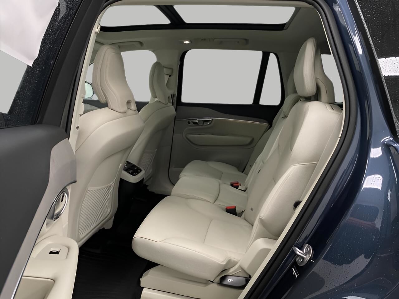 2025 Volvo XC90 Plus Appleton WI
