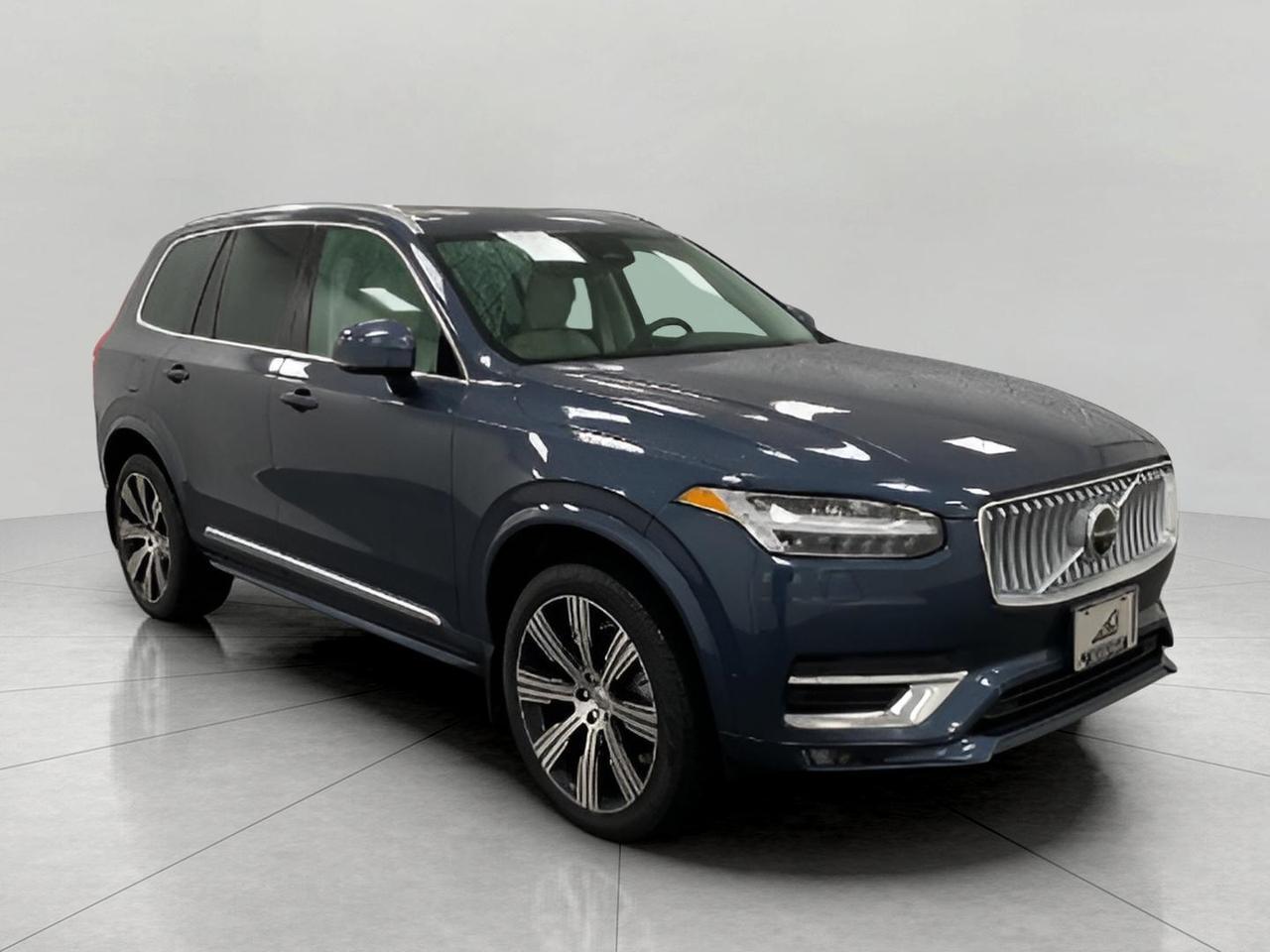 2025 Volvo XC90 Plus Appleton WI