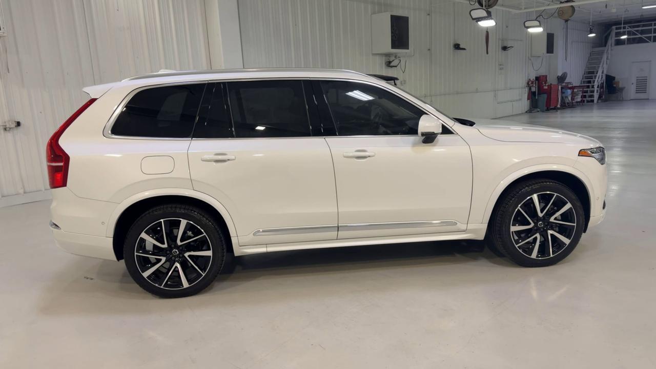 2025 Volvo XC90 Plus
