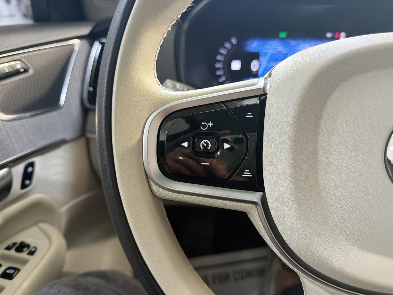 2025 Volvo XC90 Plus San Antonio TX