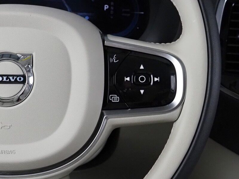 2025 Volvo XC90 T8 Plug-In Hybrid Plus AWD *NAVIGATION, DIGITAL COCKPIT, ADAPTIVE CRUISE, SAFETY ALERTS, 360 VIEW CAMERAS, PANORAMA MOONROOF, LEATHER, HEATED SEATS/STEERING, REMOTE START, 20 INCH WHEELS, APPLE CARPLAY Round Rock TX