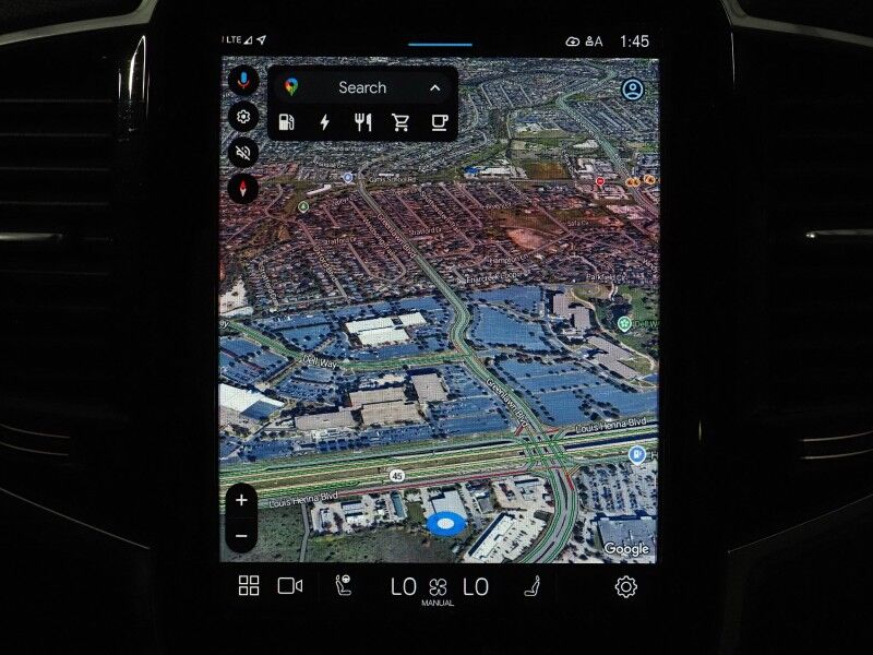 2025 Volvo XC90 T8 Plug-In Hybrid Plus AWD *NAVIGATION, DIGITAL COCKPIT, ADAPTIVE CRUISE, SAFETY ALERTS, 360 VIEW CAMERAS, PANORAMA MOONROOF, LEATHER, HEATED SEATS/STEERING, REMOTE START, 20 INCH WHEELS, APPLE CARPLAY Round Rock TX