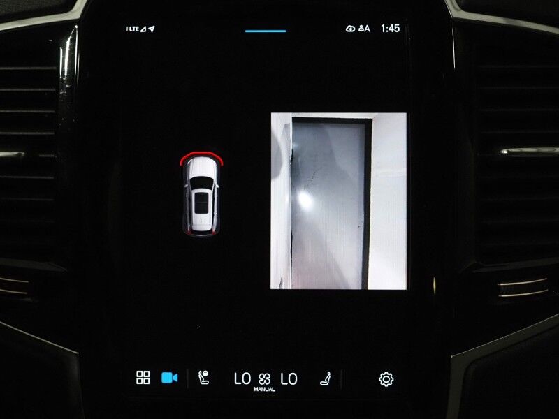 2025 Volvo XC90 T8 Plug-In Hybrid Plus AWD *NAVIGATION, DIGITAL COCKPIT, ADAPTIVE CRUISE, SAFETY ALERTS, 360 VIEW CAMERAS, PANORAMA MOONROOF, LEATHER, HEATED SEATS/STEERING, REMOTE START, 20 INCH WHEELS, APPLE CARPLAY Round Rock TX