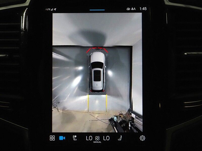 2025 Volvo XC90 T8 Plug-In Hybrid Plus AWD *NAVIGATION, DIGITAL COCKPIT, ADAPTIVE CRUISE, SAFETY ALERTS, 360 VIEW CAMERAS, PANORAMA MOONROOF, LEATHER, HEATED SEATS/STEERING, REMOTE START, 20 INCH WHEELS, APPLE CARPLAY Round Rock TX