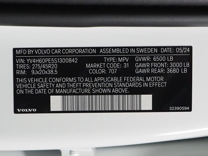 2025 Volvo XC90 T8 Plug-In Hybrid Plus AWD *NAVIGATION, DIGITAL COCKPIT, ADAPTIVE CRUISE, SAFETY ALERTS, 360 VIEW CAMERAS, PANORAMA MOONROOF, LEATHER, HEATED SEATS/STEERING, REMOTE START, 20 INCH WHEELS, APPLE CARPLAY Round Rock TX