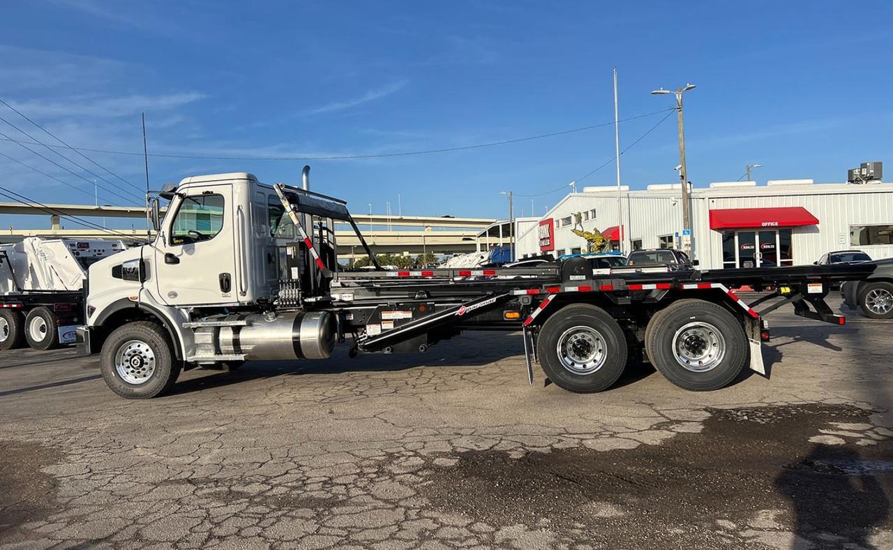 2025 Western Star 47X 60,000 lb Pac Mac Roll Off Truck Tampa FL