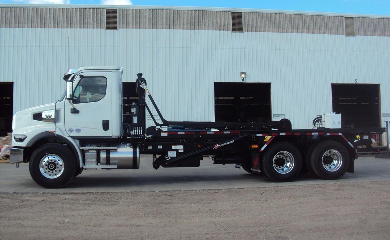 2025 Western Star 47X 60,000 lb Pac Mac Roll Off Truck Tampa FL