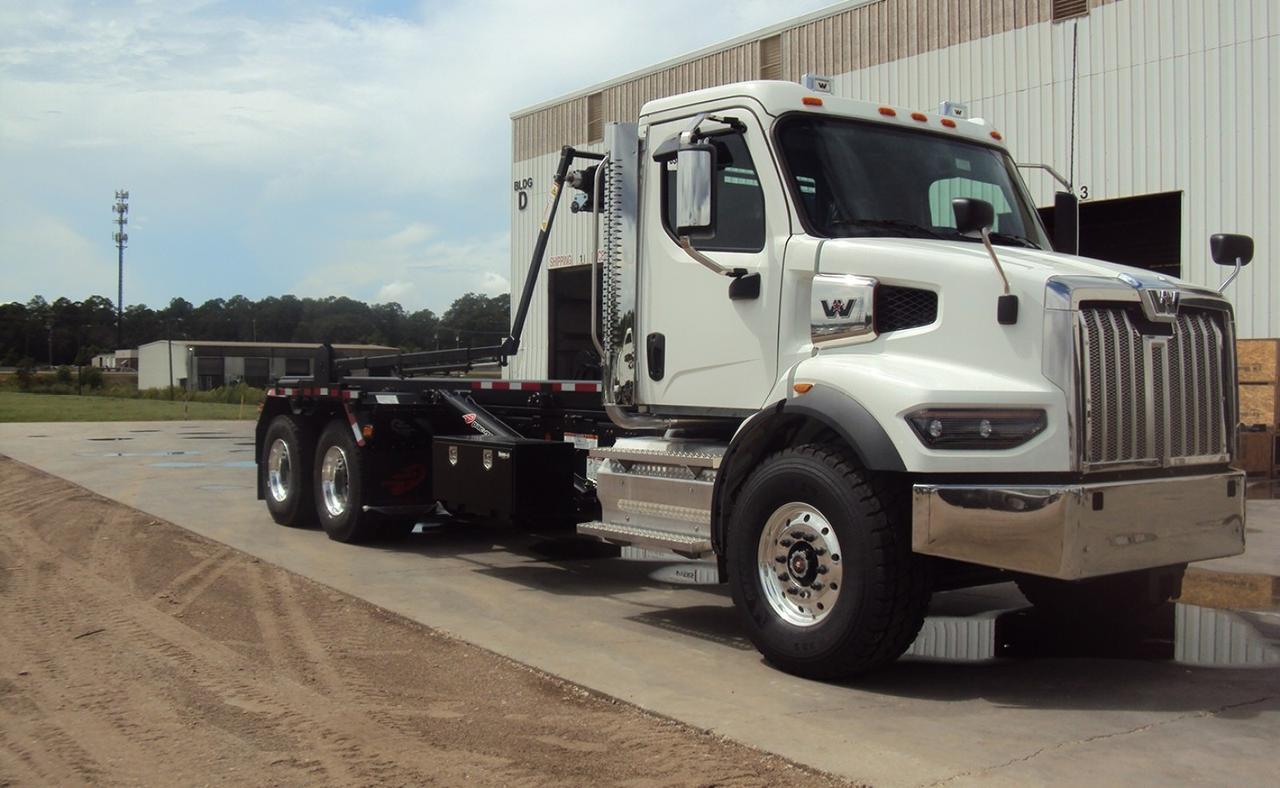 2025 Western Star 47X 60,000 lb Pac Mac Roll Off Truck Tampa FL