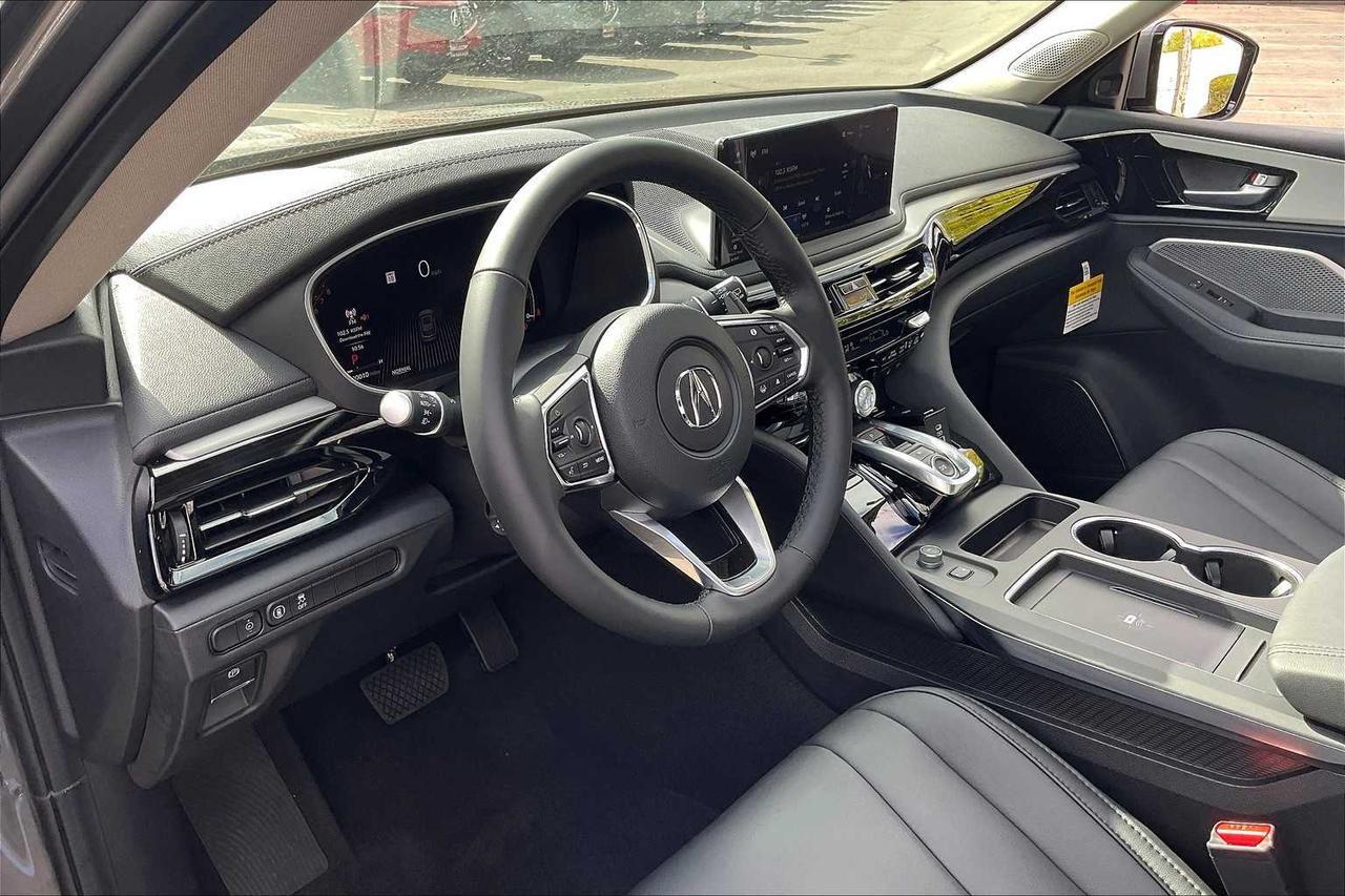 2026 Acura MDX SH-AWD photo 3