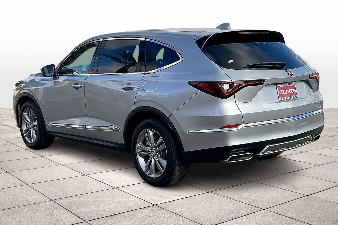 2026 Acura MDX SH-AWD photo 3