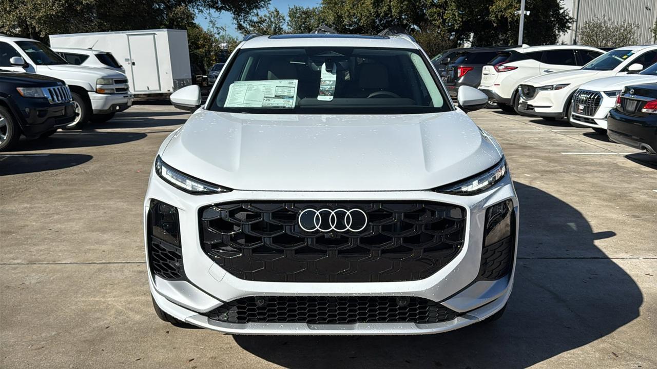 2026 Audi Q3 S line