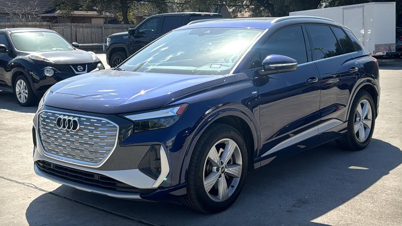 2026 Audi Q4 e-tron Premium