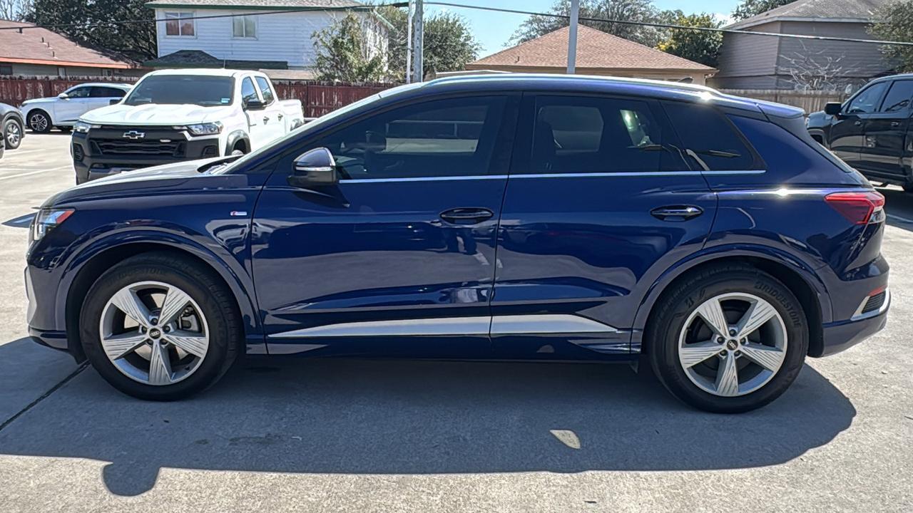 2026 Audi Q4 e-tron Premium  Selma TX